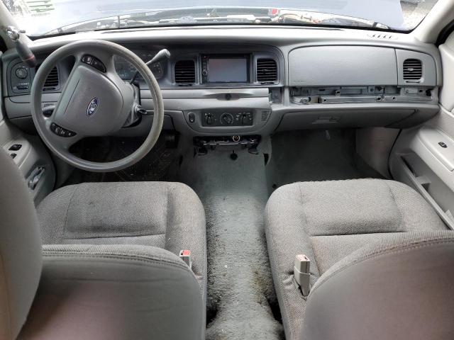 Photo 8 from auction – 2003 FORD CROWN VICT with VIN 2FAFP71W63X171204