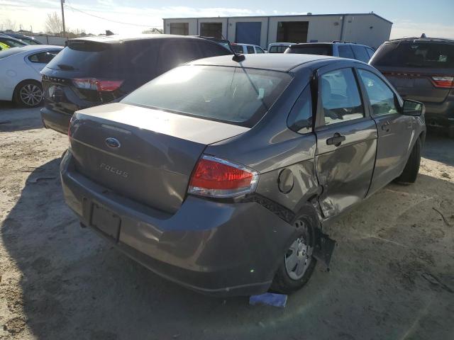 Photo 3 from auction – 2010 FORD FOCUS S with VIN 1FAHP3EN7AW256872