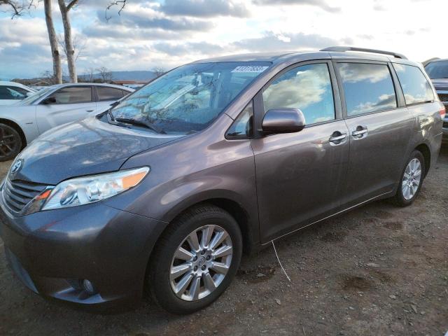 TOYOTA SIENNA XLE 2013 with VIN 5TDDK3DC6DS053208 - Photo from auction