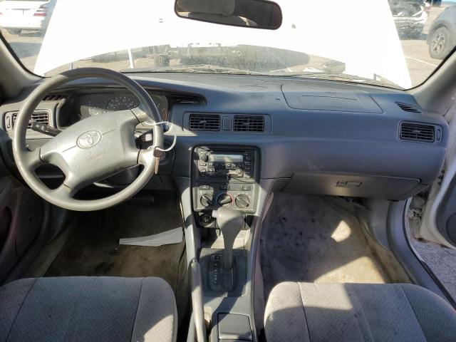 Photo 8 from auction – 2001 TOYOTA CAMRY CE with VIN JT2BF22K910302091