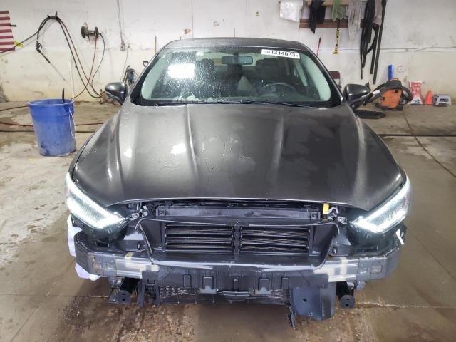Photo 5 from auction – 2017 FORD FUSION SE with VIN 3FA6P0HD9HR220655
