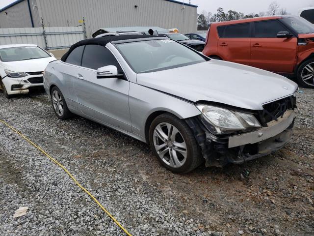 Photo 4 from auction – 2011 MERCEDES-BENZ E 350 with VIN WDDKK5GF2BF088095