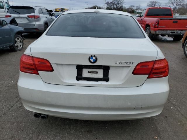 Photo 6 from auction – 2013 BMW 328 I with VIN WBAKE3C53DE771125