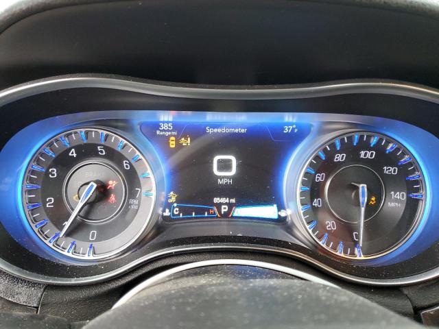 Photo 9 from auction – 2018 CHRYSLER 300 LIMITE with VIN 2C3CCAKG8JH302321