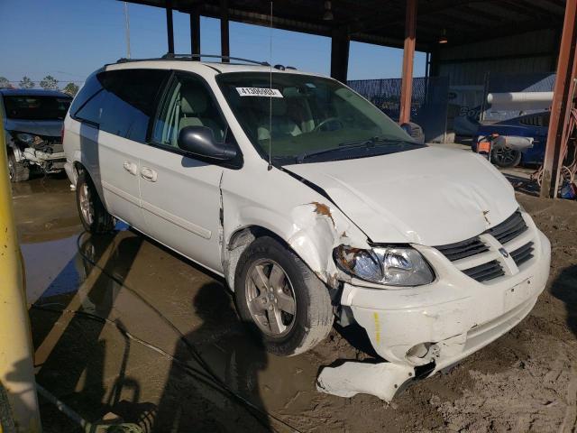 Photo 4 from auction – 2005 DODGE GRAND CARA with VIN 2D4GP44L25R574380