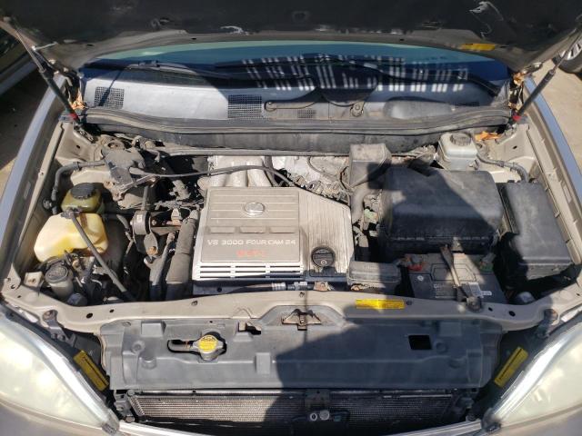Photo 11 from auction – 2002 LEXUS RX 300 with VIN JTJHF10U520262672