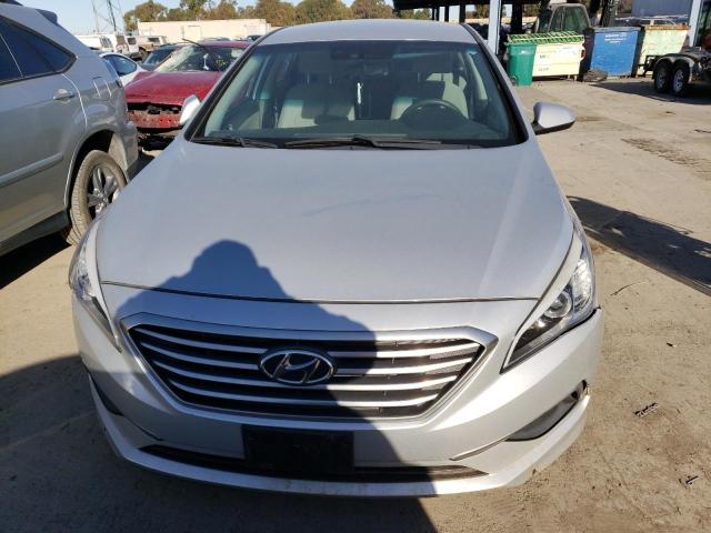 Photo 5 from auction – 2016 HYUNDAI SONATA SE with VIN 5NPE24AF9GH332901