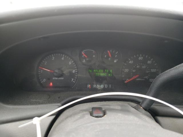 Photo 9 from auction – 2005 FORD TAURUS SE with VIN 1FAFP53U85A215375