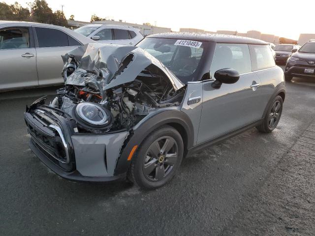 MINI COOPER SE 2023 with VIN WMW13DJ08P2T39568 - Photo from auction