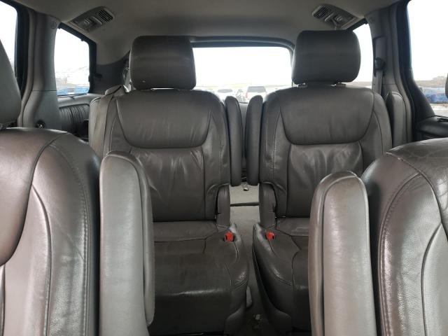 Photo 10 from auction – 2004 TOYOTA SIENNA XLE with VIN 5TDBA22C44S021817