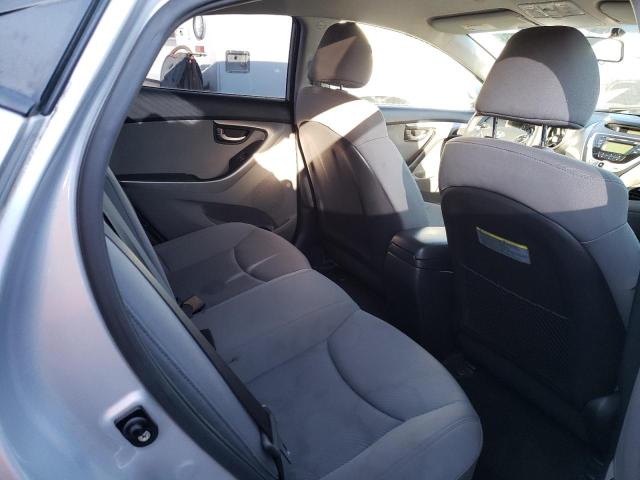 Photo 10 from auction – 2012 HYUNDAI ELANTRA GL with VIN KMHDH4AE2CU352016