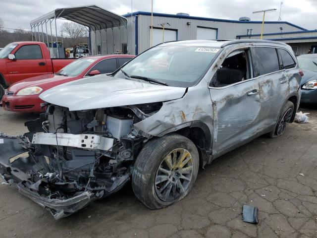 TOYOTA HIGHLANDER 2019 with VIN 5TDJZRFH1KS607911 - Photo from auction