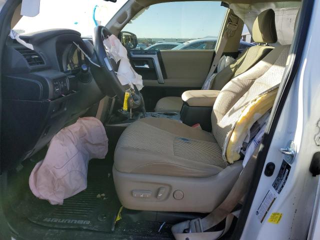 Photo 7 from auction – 2020 TOYOTA 4RUNNER SR with VIN JTEBU5JRXL5770023