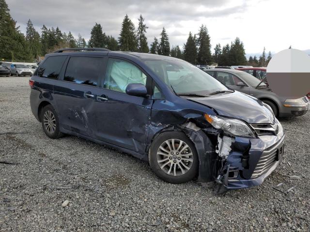 Photo 4 from auction – 2018 TOYOTA SIENNA XLE with VIN 5TDYZ3DC8JS955190