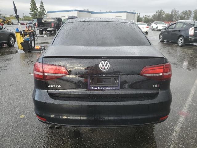 Photo 6 from auction – 2018 VOLKSWAGEN JETTA S with VIN 3VW2B7AJ8JM261178