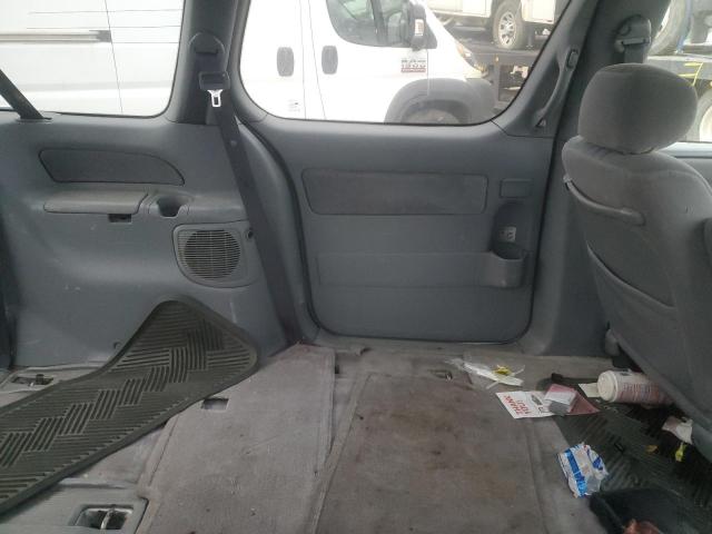Photo 11 from auction – 2003 TOYOTA SIENNA LE with VIN 4T3ZF13C43U516833