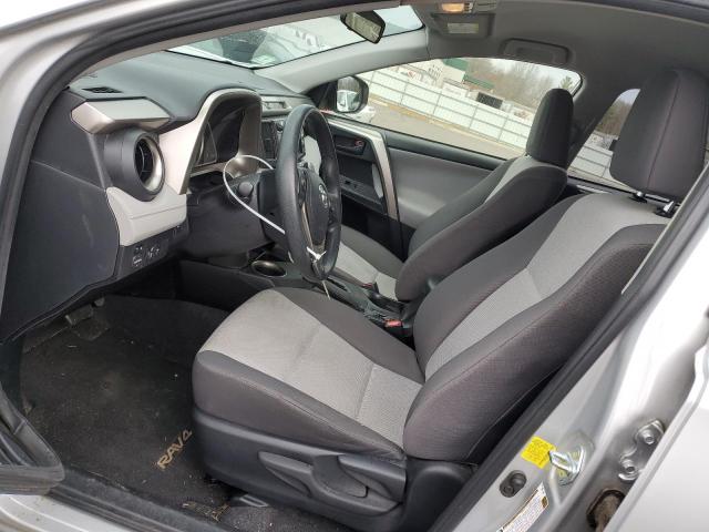 Photo 7 from auction – 2015 TOYOTA RAV4 LE with VIN JTMBFREV6FJ025990