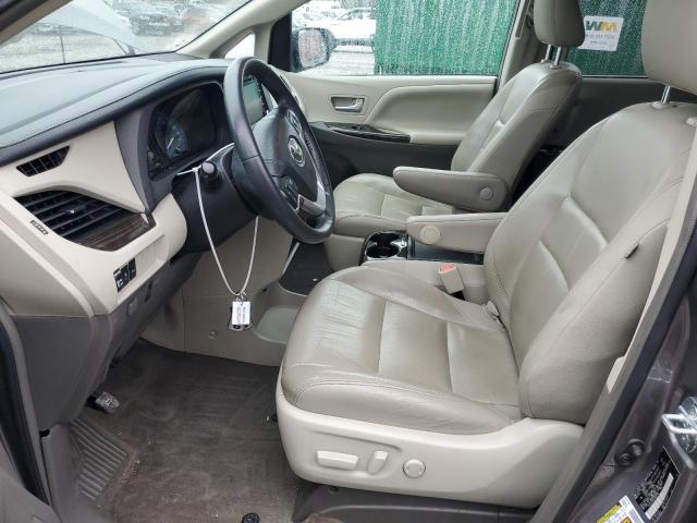 Photo 7 from auction – 2018 TOYOTA SIENNA XLE with VIN 5TDYZ3DC2JS907295