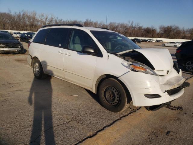 Photo 4 from auction – 2010 TOYOTA SIENNA CE with VIN 5TDKK4CC5AS305881
