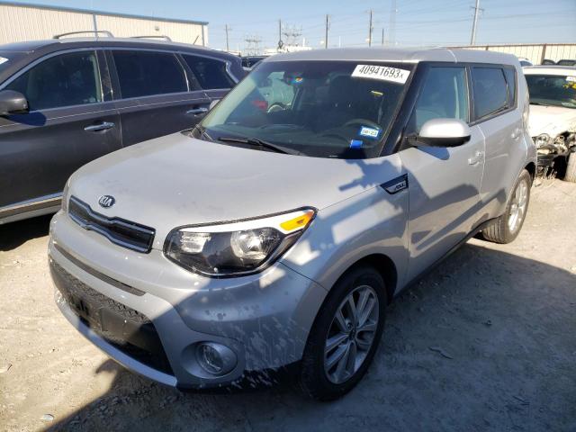 KIA SOUL + 2018 with VIN KNDJP3A50J7537696 - Photo from auction