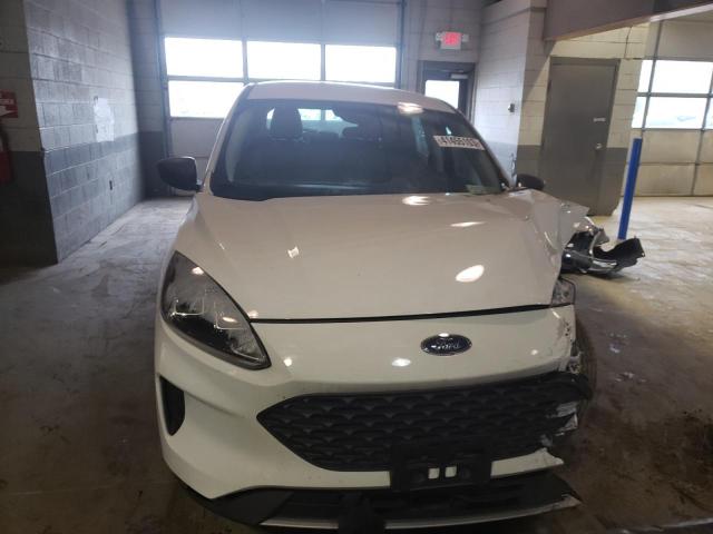 Photo 5 from auction – 2022 FORD ESCAPE S with VIN 1FMCU9F69NUA85000