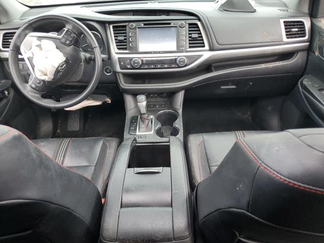 Photo 8 from auction – 2019 TOYOTA HIGHLANDER with VIN 5TDJZRFH1KS607911