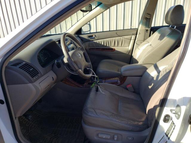 Photo 7 from auction – 2004 TOYOTA CAMRY LE with VIN JTDBF30K440153013