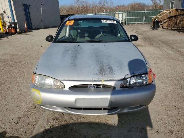 Photo 5 from auction – 2002 FORD ESCORT with VIN 3FAFP13PX2R210375