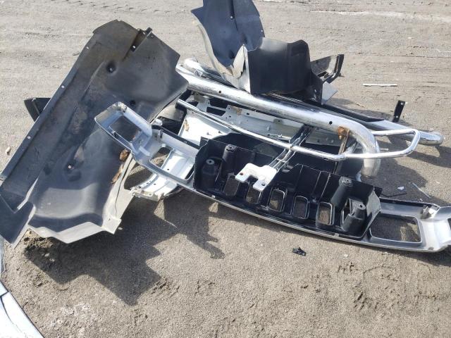 Photo 12 from auction – 2007 HUMMER H3 with VIN 5GTDN13E078100703