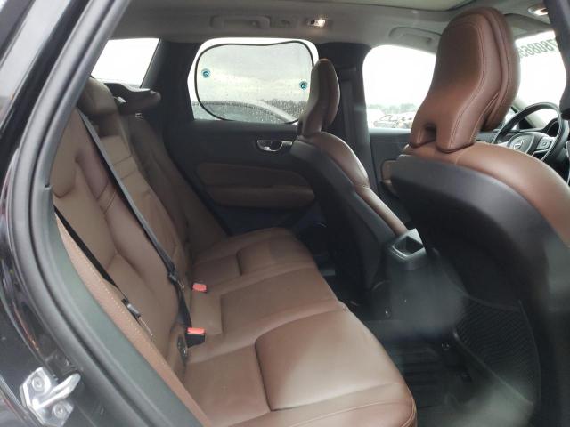 Photo 10 from auction – 2019 VOLVO XC60 T5 MO with VIN LYV102DKXKB247401