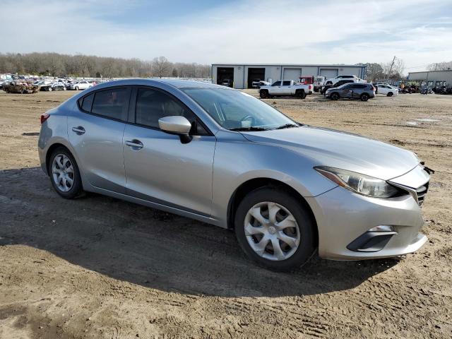 Photo 4 from auction – 2016 MAZDA 3 SPORT with VIN JM1BM1T77G1296456