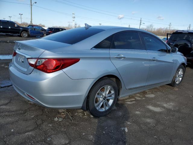 Photo 3 from auction – 2011 HYUNDAI SONATA GLS with VIN 5NPEB4AC0BH104977