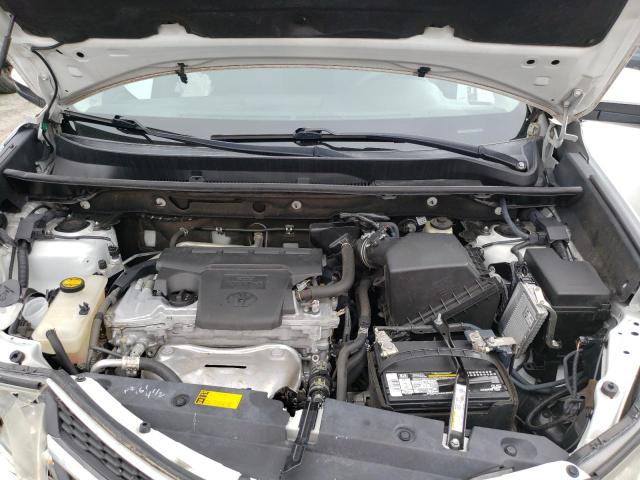 Photo 11 from auction – 2015 TOYOTA RAV4 XLE with VIN 2T3WFREV8FW214014