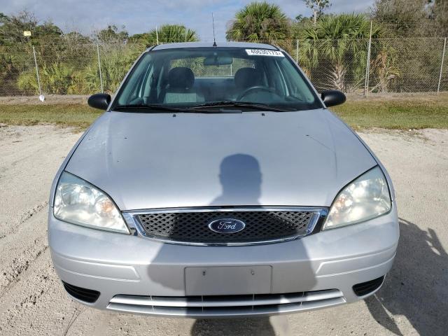 Photo 5 from auction – 2005 FORD FOCUS ZX4 with VIN 1FAFP34N75W107098