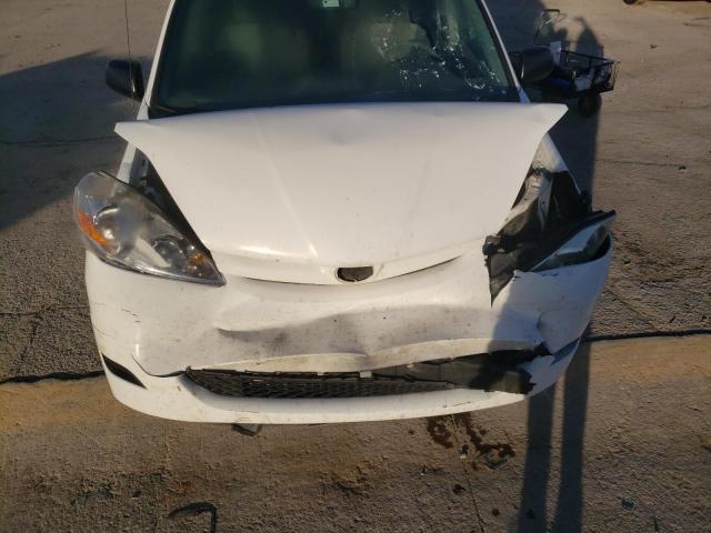 Photo 12 from auction – 2010 TOYOTA SIENNA CE with VIN 5TDKK4CC5AS305881