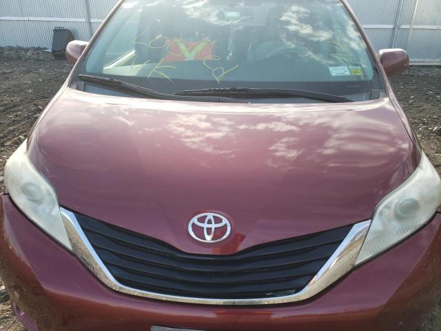 Photo 12 from auction – 2011 TOYOTA SIENNA LE with VIN 5TDKK3DC3BS117001
