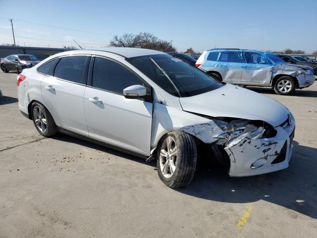 Photo 4 from auction – 2014 FORD FOCUS SE with VIN 1FADP3F24EL419469