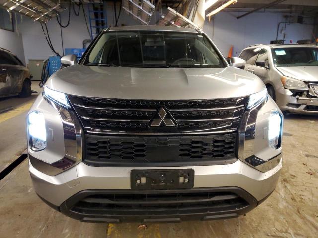 Photo 5 from auction – 2022 MITSUBISHI OUTLANDER with VIN JA4J4TA82NZ032248