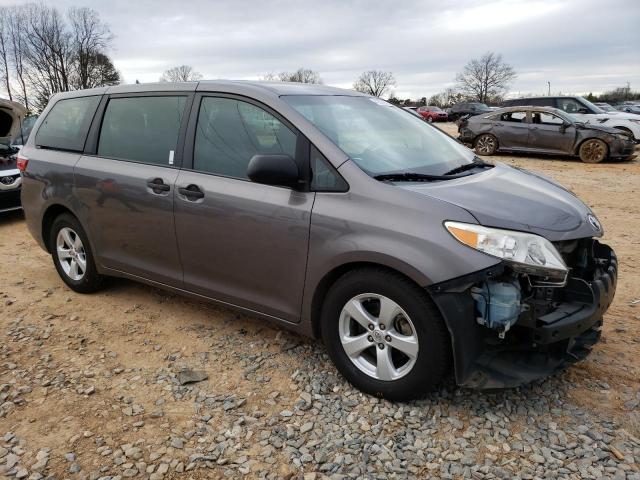 Photo 4 from auction – 2015 TOYOTA SIENNA with VIN 5TDZK3DCXFS535950