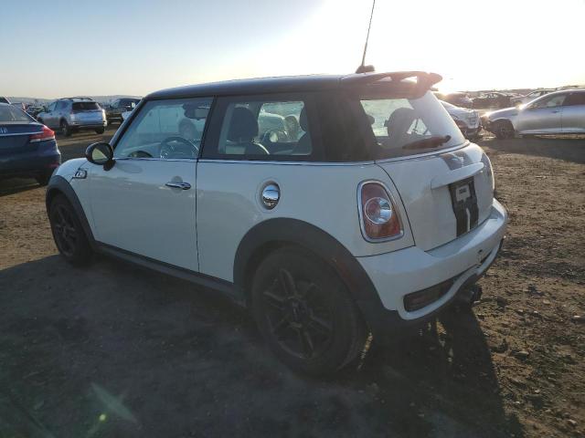 Photo 2 from auction – 2013 MINI COOPER S with VIN WMWSV3C50DT390456