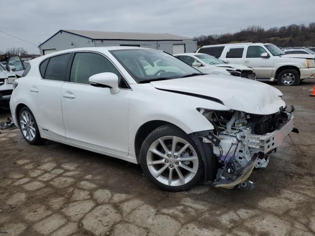 Photo 4 from auction – 2017 LEXUS CT 200 with VIN JTHKD5BH7H2284884