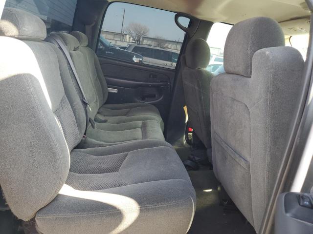 Photo 10 from auction – 2003 CHEVROLET SILVERADO with VIN 1GCGK13U73F255341