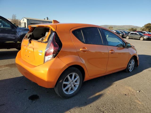 Photo 3 from auction – 2015 TOYOTA PRIUS C with VIN JTDKDTB39F1095800