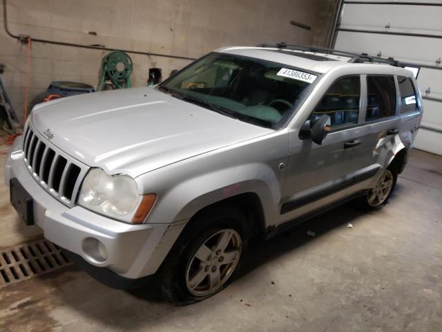 JEEP GRAND CHER 2005 with VIN 1J4HR48N55C701648 - Photo from auction
