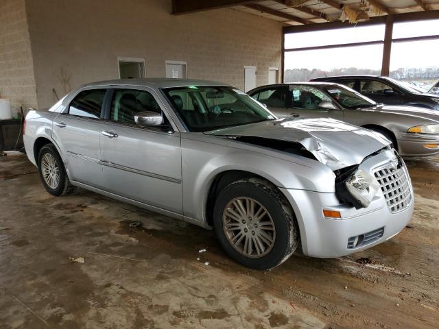 Photo 4 from auction – 2010 CHRYSLER 300 TOURIN with VIN 2C3CA5CV4AH325685