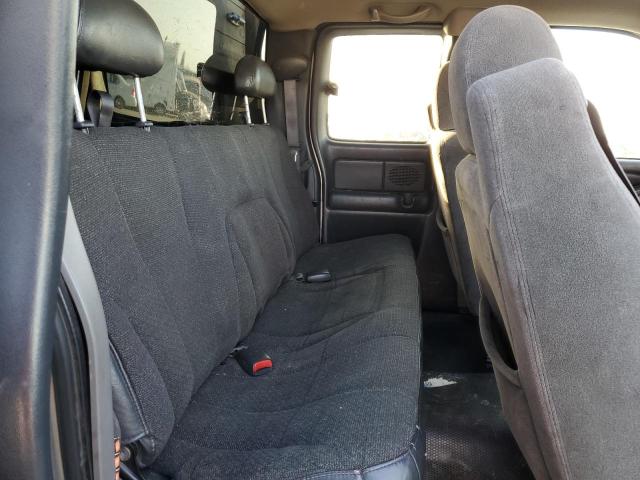 Фото 10 с аукциона – 2001 CHEVROLET SILVERADO с VIN 1GCEK19V31E286063