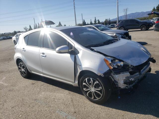 Photo 4 from auction – 2014 TOYOTA PRIUS C with VIN JTDKDTB33E1064749