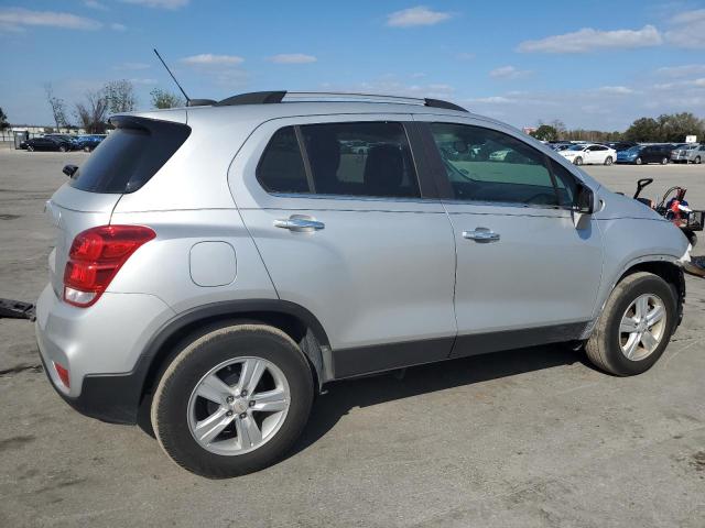 Photo 3 from auction – 2020 CHEVROLET TRAX 1LT with VIN KL7CJLSB0LB006655