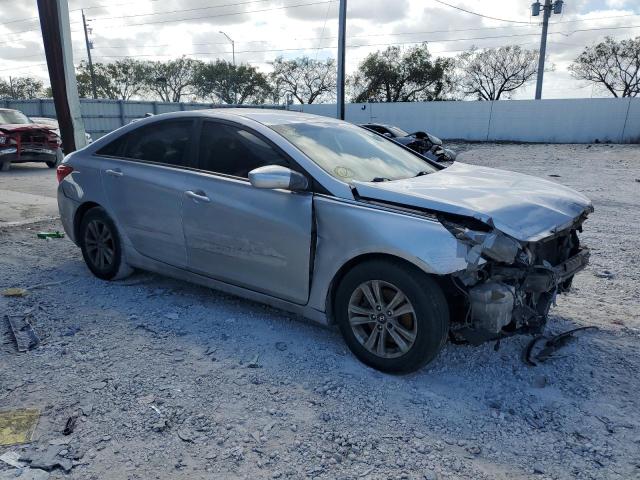 Photo 4 from auction – 2013 HYUNDAI SONATA GLS with VIN 5NPEB4AC6DH612728