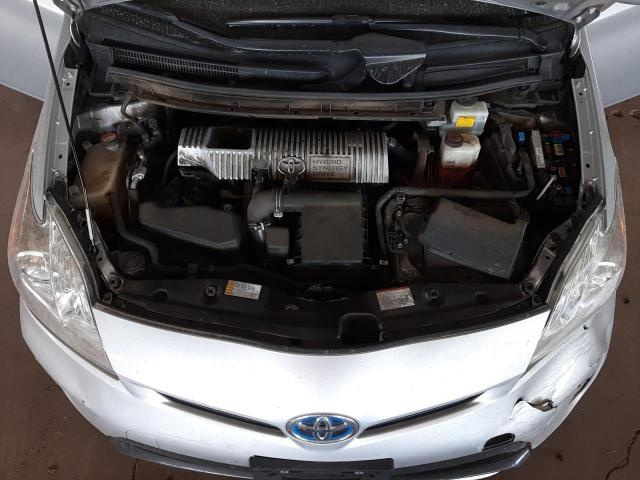 Photo 11 from auction – 2015 TOYOTA PRIUS with VIN JTDKN3DU9F0468181